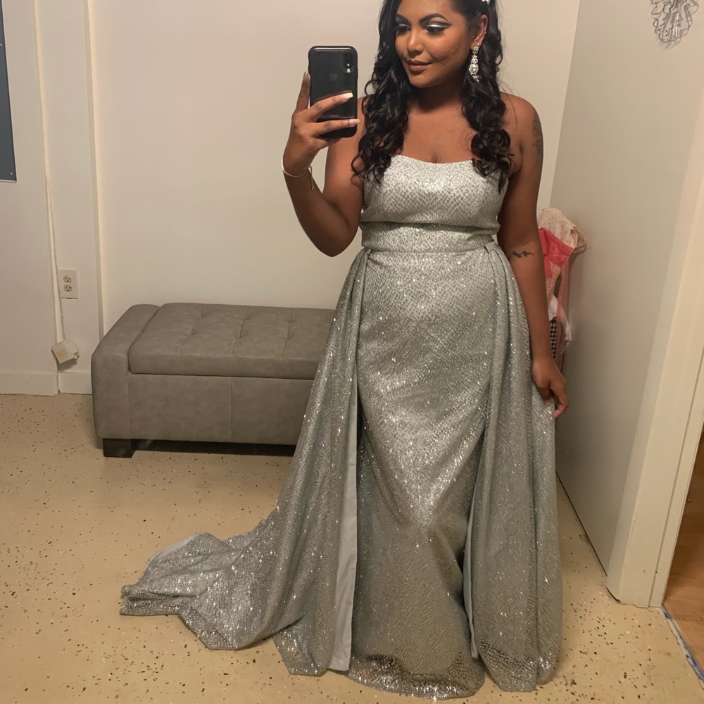 CUSTOM MADE SEQUINS DRESS WITH TRAIL